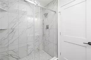 42 Fremont St, Providence, RI 02906 - Photo 17