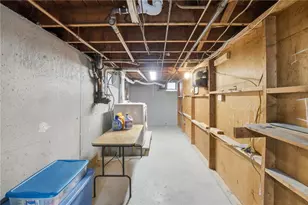 19 Beatrice Ave, Warwick, RI 02889 - Photo 17