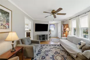 19 Beatrice Ave, Warwick, RI 02889 - Photo 3