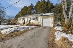 31 Marion Ave, Burrillville, RI 02859 - Photo 33