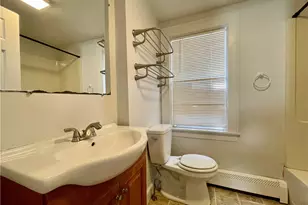 42 E Transit St, Providence, RI 02906 - Photo 9