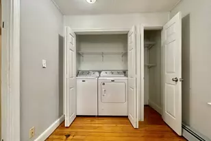 42 E Transit St, Providence, RI 02906 - Photo 7