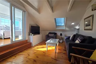 42 Kay St, Newport, RI 02840 - Photo 9