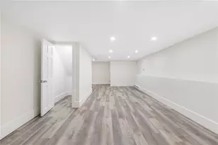 56 Sutton St, Providence, RI 02903 - Photo 19