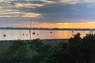 9 Hope St, Bristol, RI 02809 - Photo 5