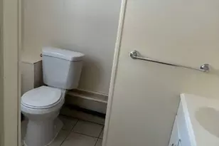 37 Wakefield St, West Warwick, RI 02893 - Photo 7