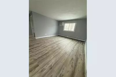 9 Melton Street, Pawtucket, RI 02860 - Photo 5