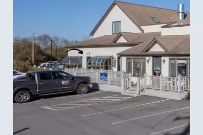 1015 Aquidneck Avenue #3, Middletown, RI 02842 - Photo 1