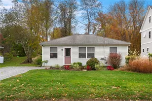 63 Buoy St, Jamestown, RI 02835 - Photo 1