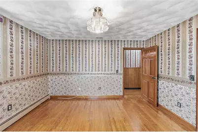 80 West View Avenue, Cranston, RI 02920 - Photo 21