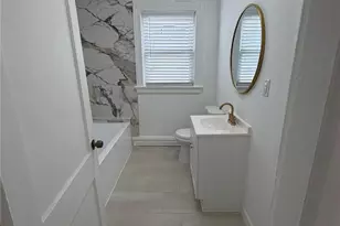 116 Lenox Ave, Providence, RI 02907 - Photo 7