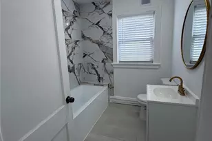 116 Lenox Ave, Providence, RI 02907 - Photo 13