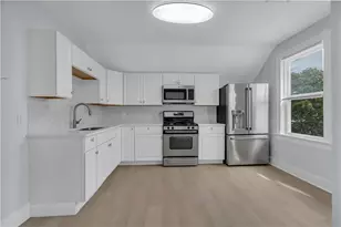 131 Wendell St, Providence, RI 02909 - Photo 21