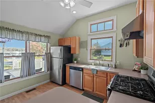 4 Read Ave, Warren, RI 02885 - Photo 11