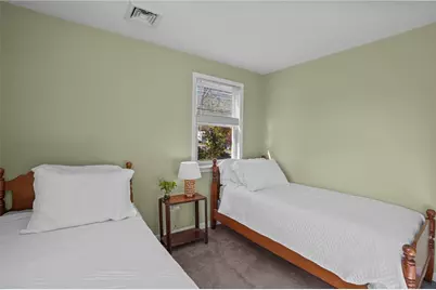 4 Read Avenue, Warren, RI 02885 - Photo 17