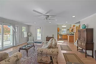 4 Read Ave, Warren, RI 02885 - Photo 3