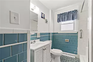 58 Swan St, East Providence, RI 02914 - Photo 15