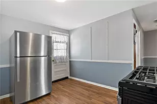 58 Swan St, East Providence, RI 02914 - Photo 9