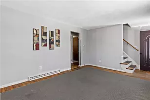 58 Swan St, East Providence, RI 02914 - Photo 5