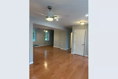 184 Avenue C #S6, Woonsocket, RI 02895 - Photo 7