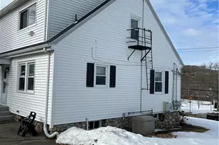 103 Oak St, Westerly, RI 02891 - Photo 3