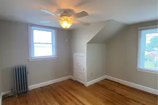 86 Bluff Ave, Warwick, RI 02886 - Photo 17