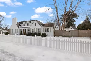 34 N Country Club Dr, Warwick, RI 02888 - Photo 49