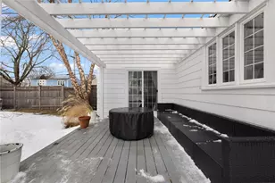 34 N Country Club Dr, Warwick, RI 02888 - Photo 41