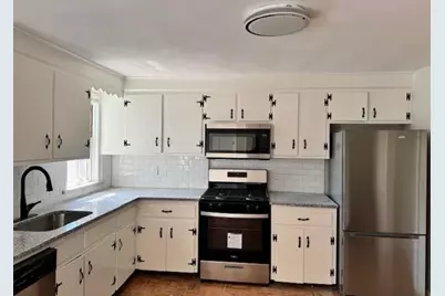 40 Bourne Street #2, Bristol, RI 02809 - Photo 1
