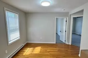 40 Bourne St, Bristol, RI 02809 - Photo 11