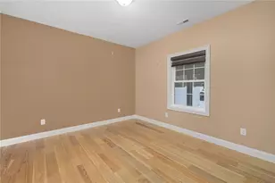 550 Wakefield St, West Warwick, RI 02893 - Photo 15