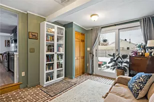 48 Rowe Ave, Warwick, RI 02889 - Photo 3