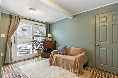 48 Rowe Avenue, Warwick, RI 02889 - Photo 9