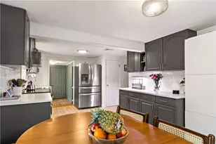 48 Rowe Ave, Warwick, RI 02889 - Photo 15