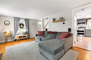 48 Rowe Ave, Warwick, RI 02889 - Photo 7