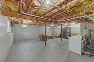 135 Seamans St, Providence, RI 02905 - Photo 35