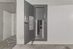 135 Seamans St, Providence, RI 02905 - Photo 41