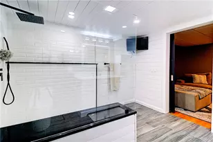 21 Sarah Ln, Warwick, RI 02889 - Photo 19