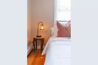 28 Dixon Street, Newport, RI 02840 - Photo 11