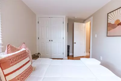 28 Dixon Street, Newport, RI 02840 - Photo 31