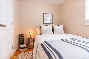 28 Dixon St, Newport, RI 02840 - Photo 37