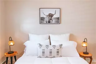 28 Dixon St, Newport, RI 02840 - Photo 17