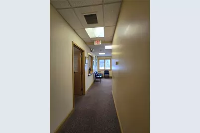 2871 Post Road, Warwick, RI 02886 - Photo 23