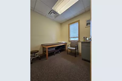 2871 Post Road, Warwick, RI 02886 - Photo 25