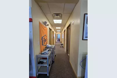 2871 Post Road, Warwick, RI 02886 - Photo 15