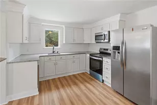 179 Schoolhouse Rd, Warren, RI 02885 - Photo 13