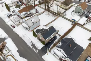 25 Vermont St, Johnston, RI 02919 - Photo 11