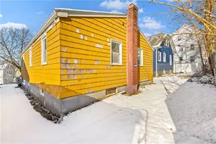 3 Lynch St, Providence, RI 02909 - Photo 21
