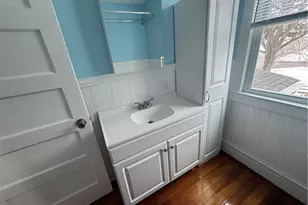 350 Metacom Ave, Bristol, RI 02809 - Photo 11