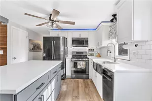 106 Stella Dr, North Providence, RI 02911 - Photo 7